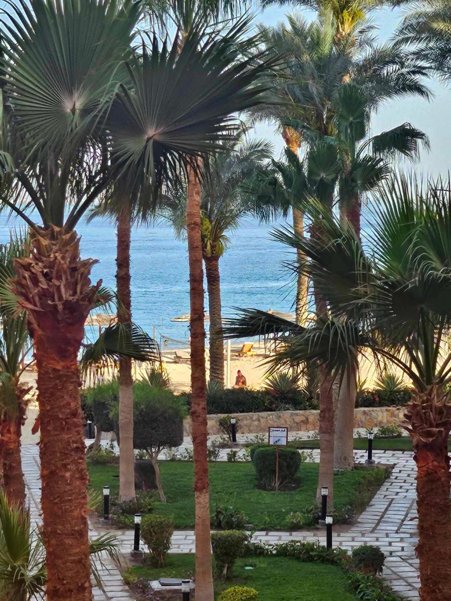 Esplanada Beach Apartment フルガダ エクステリア 写真