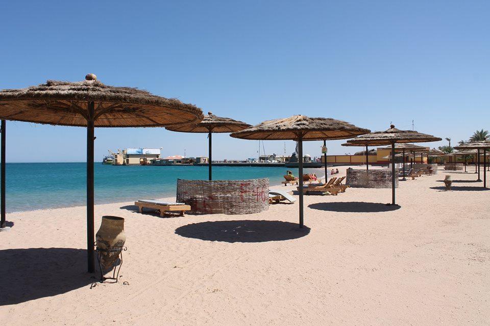 Esplanada Beach Apartment フルガダ エクステリア 写真