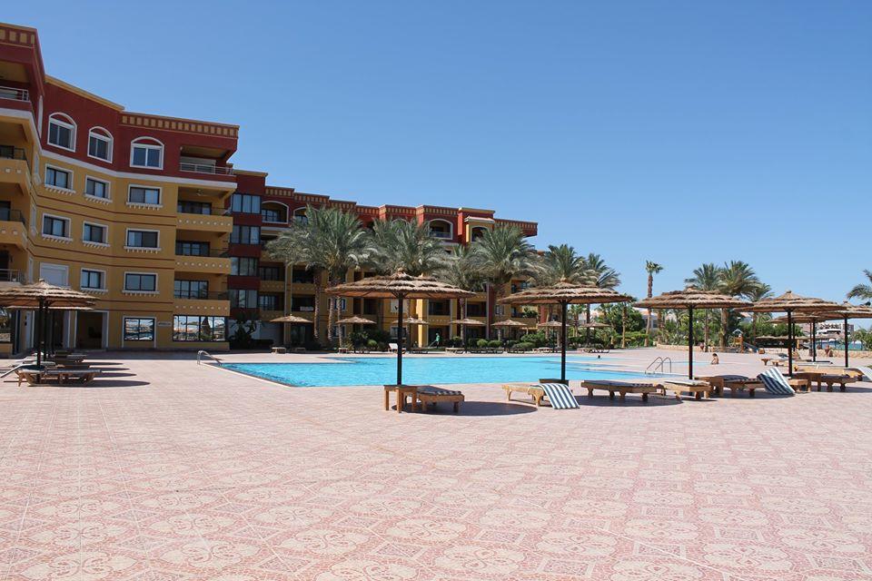 Esplanada Beach Apartment フルガダ エクステリア 写真