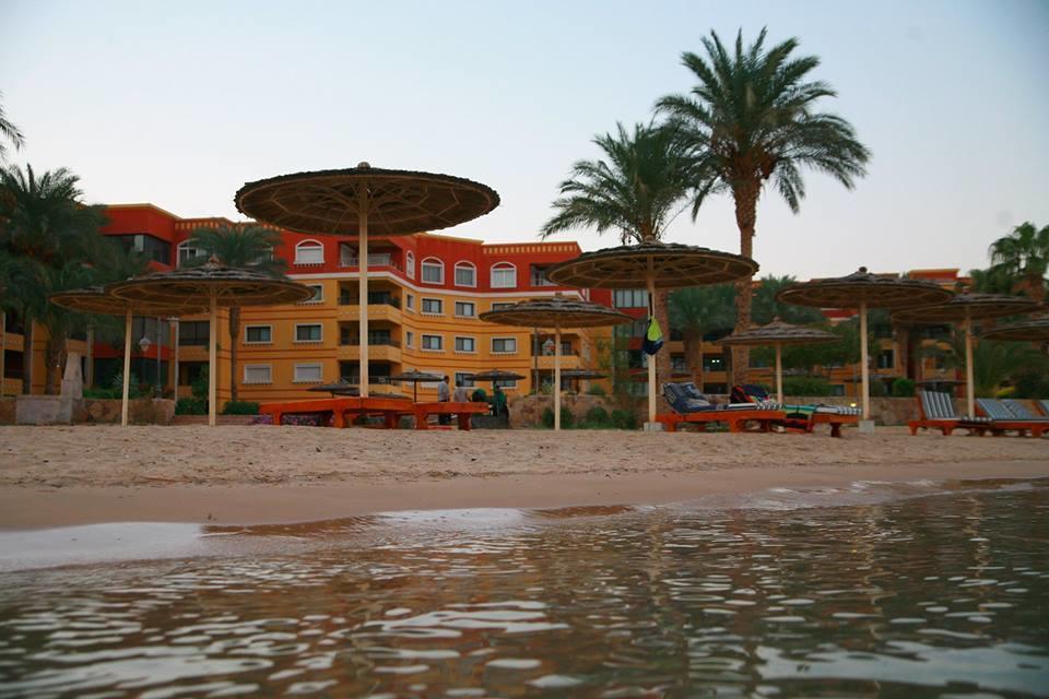 Esplanada Beach Apartment フルガダ エクステリア 写真